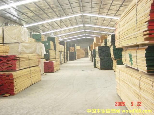 倉庫一角的詳細(xì)介紹