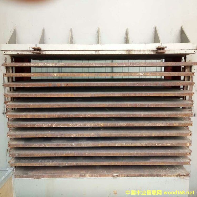 Rʮa(chn)4*812400Ԅ(dng)֟ቺC(j)