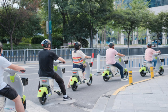 一起來看共享電動(dòng)車怎么用？